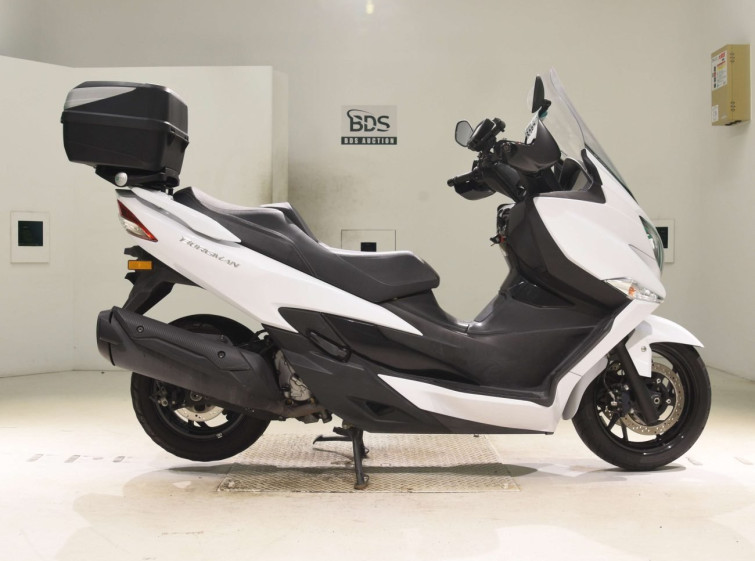 Мотоцикл Suzuki BURGMAN400A с пробегом 28043 km
