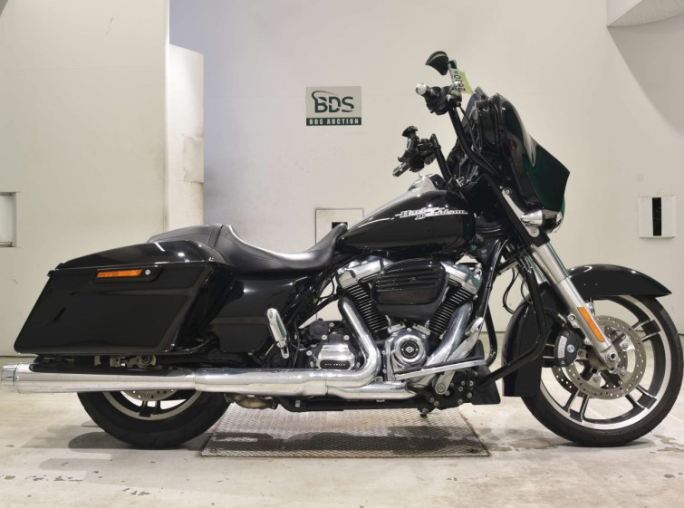 Мотоцикл HD SREET GLIDE FLHXS1750 з пробігом 2237 km