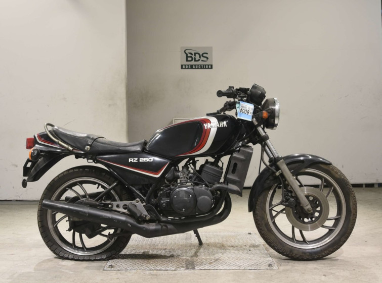 Мотоцикл Yamaha RZ250 с пробегом 3265 km