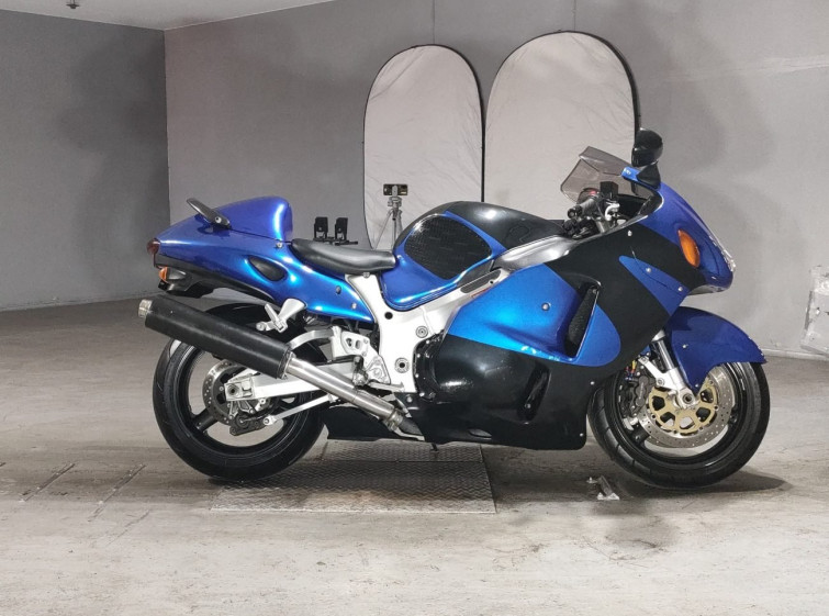 Мотоцикл Suzuki GSX1300R HAYABUSA с пробегом 17670 km
