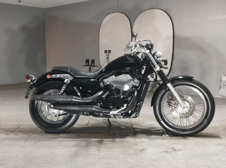 Мотоцикл Honda SHADOW400 RS