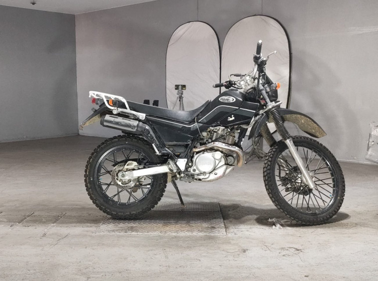 Мотоцикл Yamaha SEROW XT225 с пробегом 19687 km