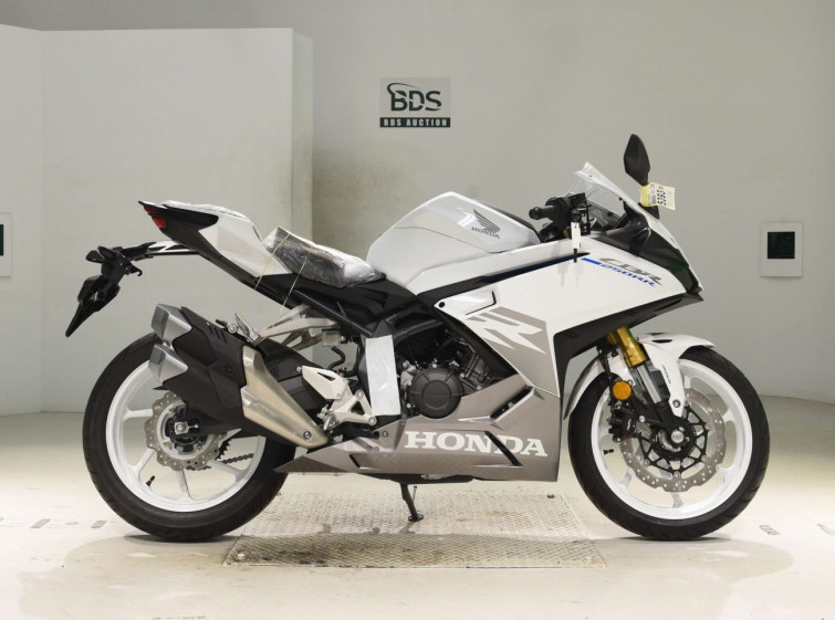 Мотоцикл Honda CBR250RRA