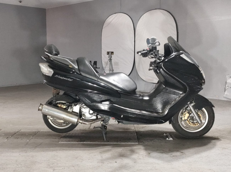 Мотоцикл Yamaha MAJESTY250 с пробегом 46768 km