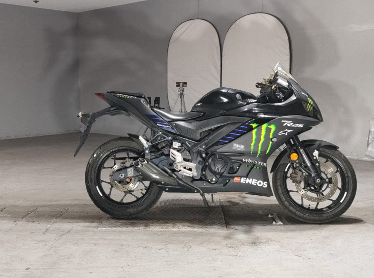 Мотоцикл Yamaha YZF-R25 с пробегом 70588 km