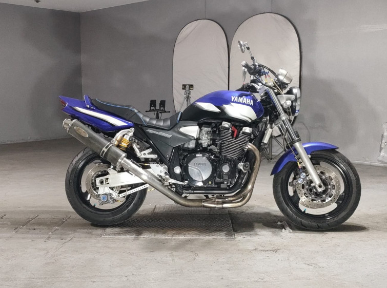 Мотоцикл Yamaha XJR1300 з пробігом 34568 km