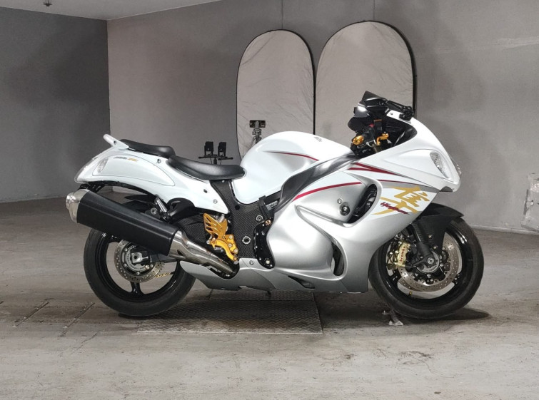 Мотоцикл Suzuki GSX1300R HAYABUSA с пробегом 24136 km