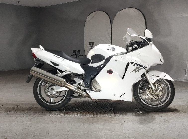 Мотоцикл Honda CBR1100XX BLACKBIRD с пробегом 98784 km