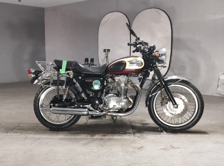 Мотоцикл Kawasaki W650 з пробігом 18115 km