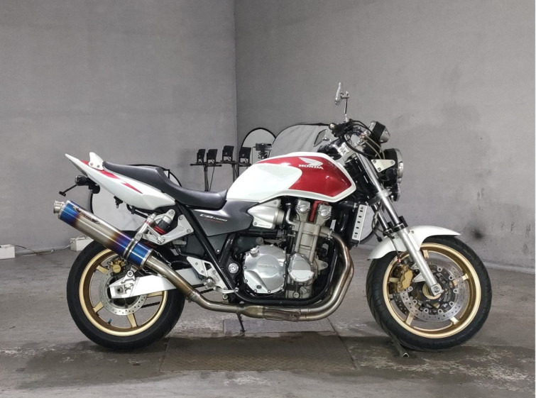 Мотоцикл Honda CB1300SF с пробегом 57509 km