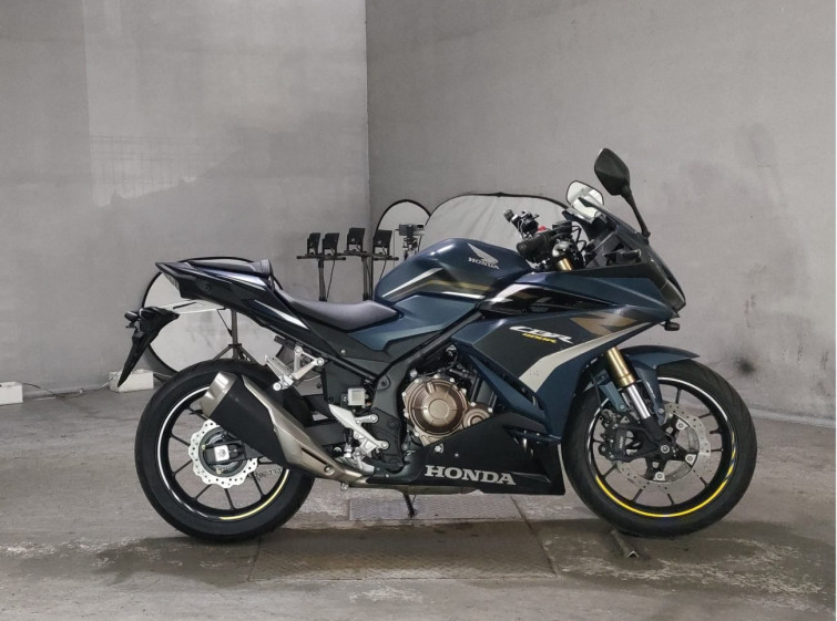 Мотоцикл Honda CBR400R з пробігом 98 km