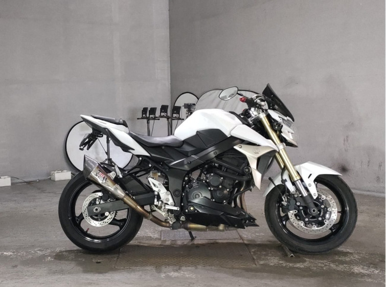 Мотоцикл Suzuki GSR750 з пробігом 24093 km