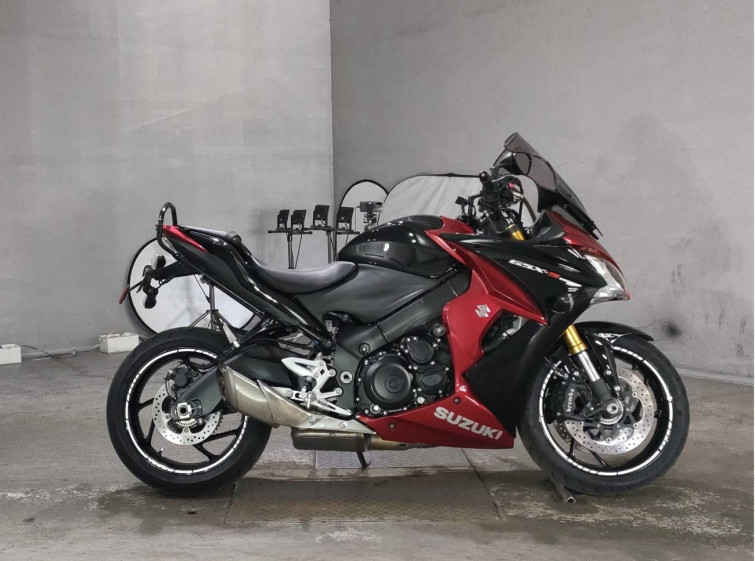 Мотоцикл Suzuki GSX-S1000F з пробігом 46084 km