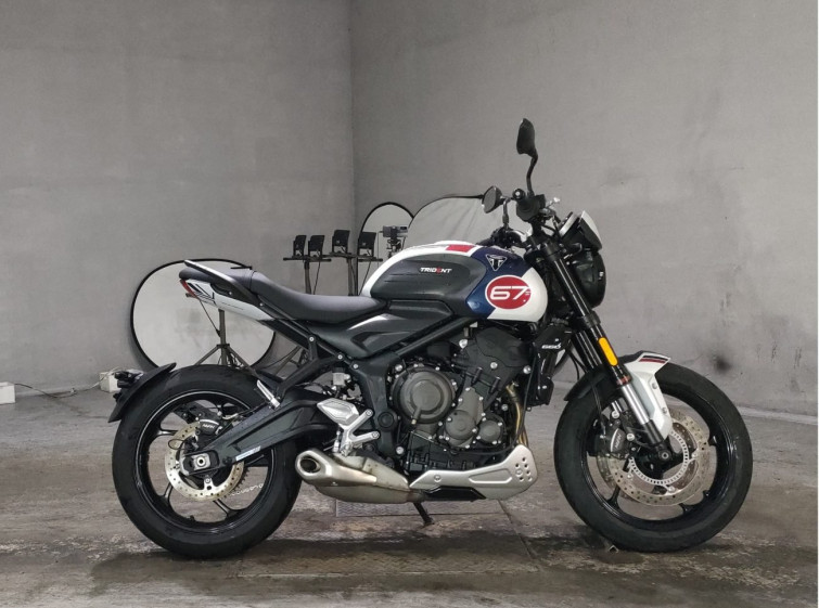 Мотоцикл Triumph TRIDENT660 с пробегом 412 km