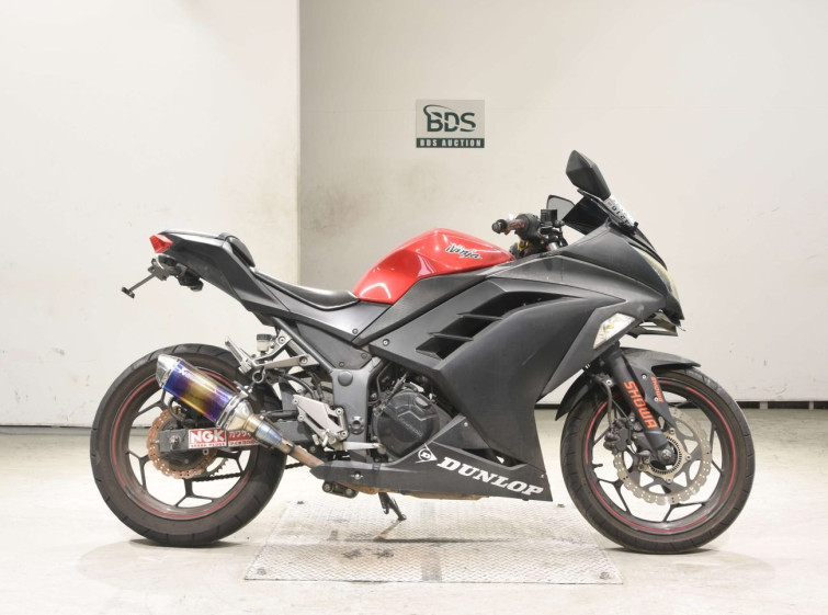 Мотоцикл Kawasaki NINJA250A