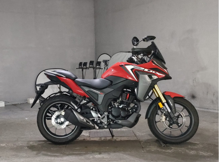 Мотоцикл Honda CB200XA с пробегом 1750 km