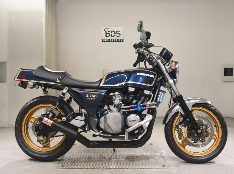 Мотоцикл Kawasaki ZEPHYR750 з пробігом 31174 km