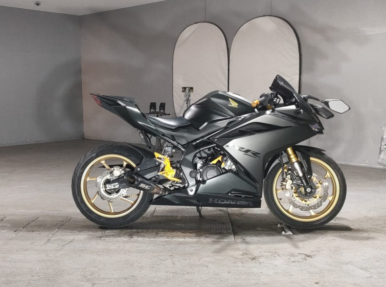 Мотоцикл Honda CBR250RR с пробегом 22311 km