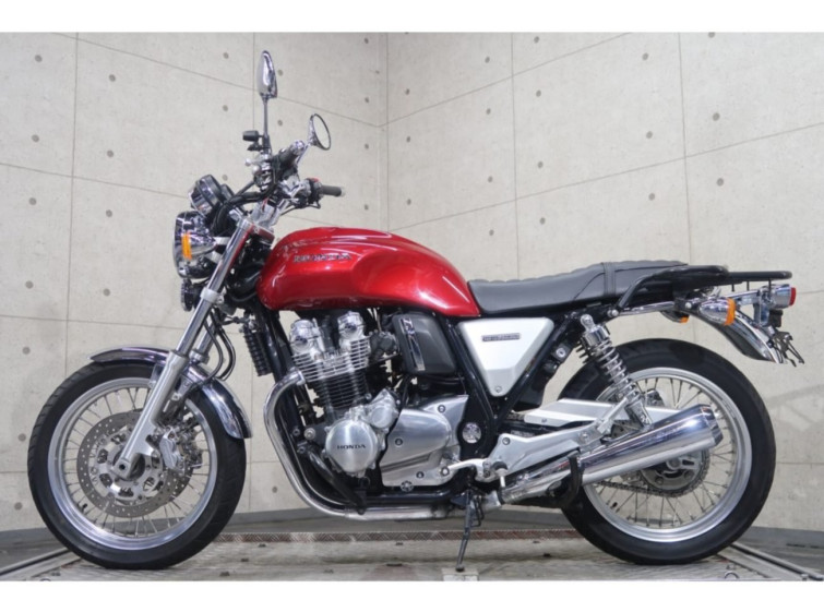 Мотоцикл Honda CB1100EX з пробігом 19330 km