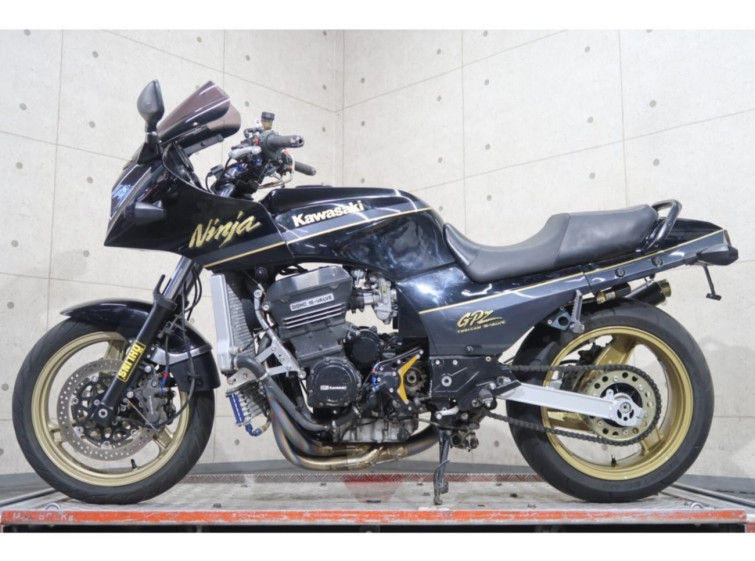 Мотоцикл Kawasaki GPZ900R с пробегом 22759 km