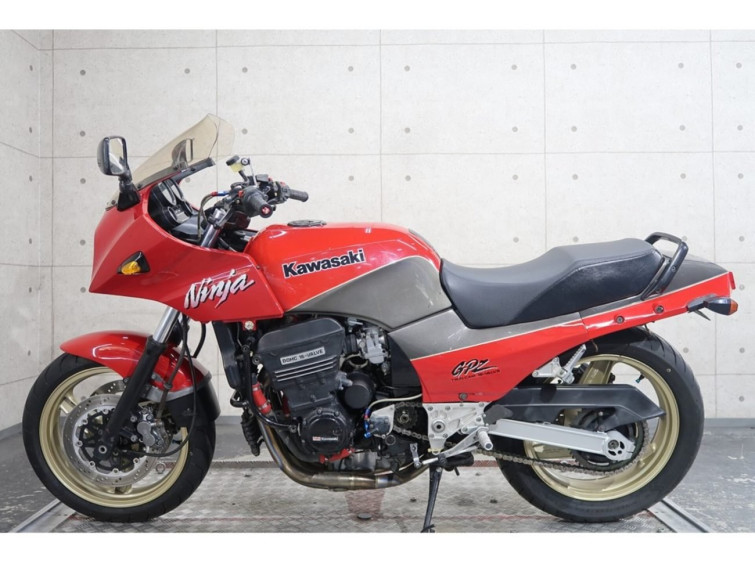 Мотоцикл Kawasaki GPZ900R с пробегом 32268 km