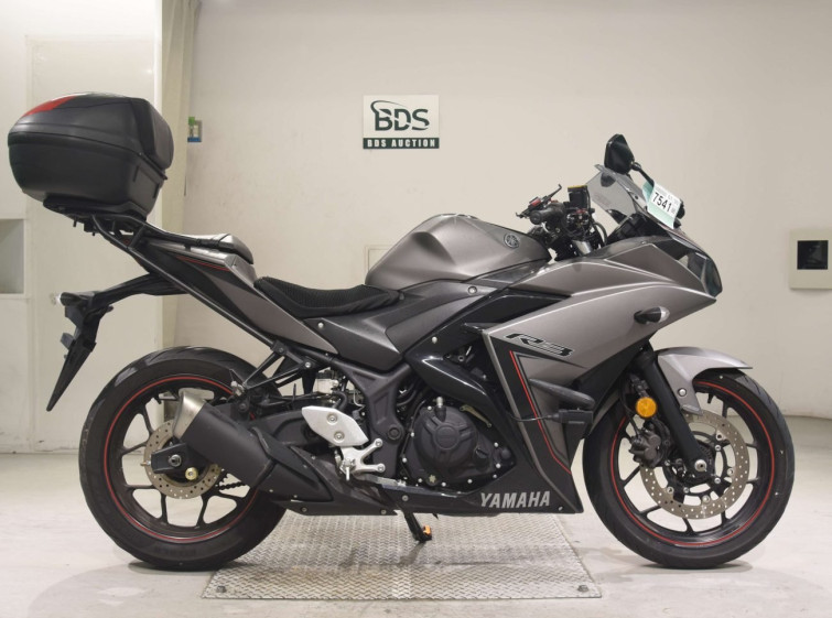 Мотоцикл Yamaha YZF-R3 с пробегом 21343 km