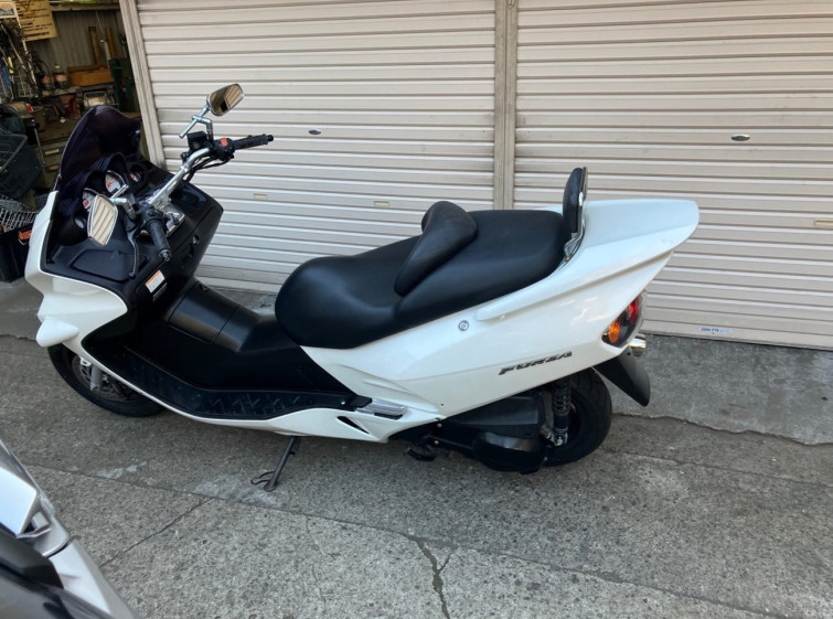 Мотоцикл Honda FORZA з пробігом 10000 km