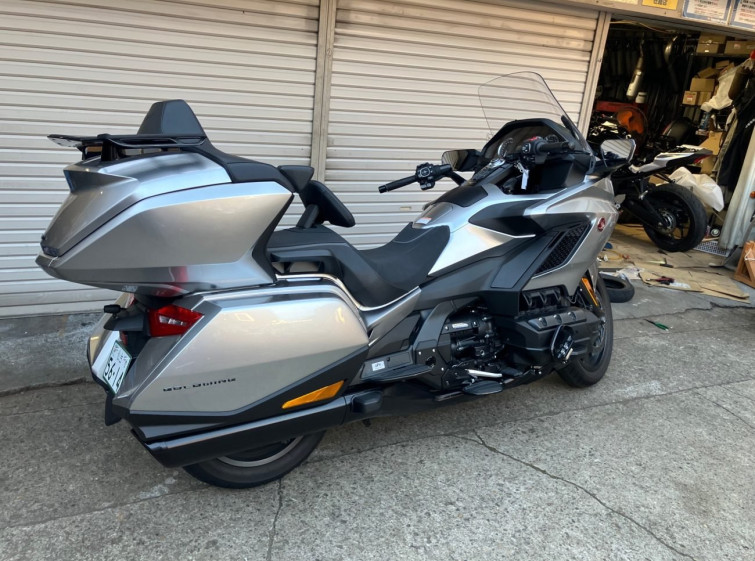 Мотоцикл Honda GL1800 TOUR з пробігом 7868 km
