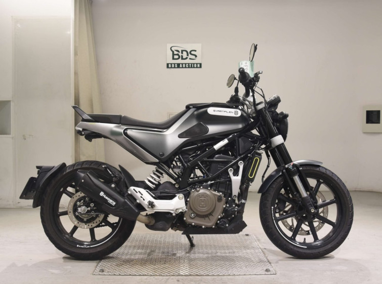 Мотоцикл Husqvarna SVARTPILEN 250 з пробігом 8130 km