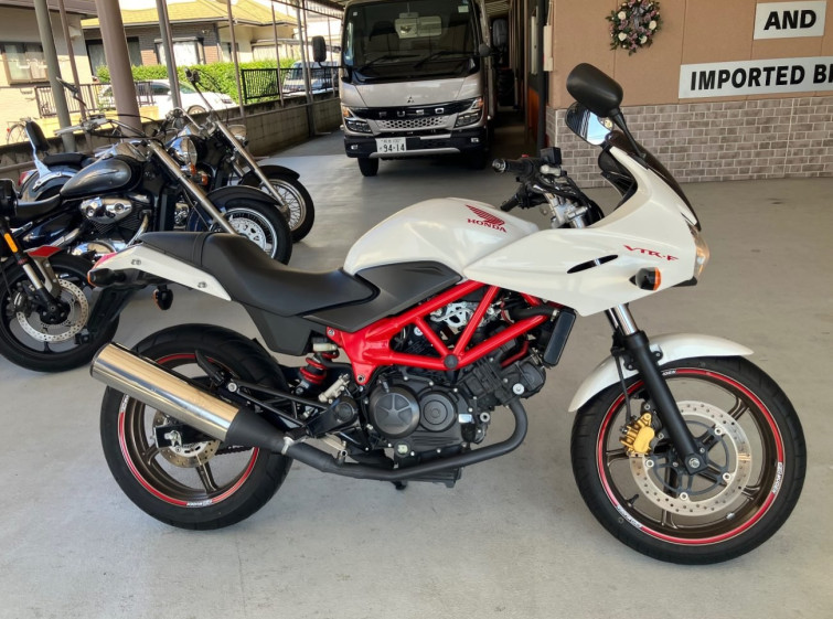 Мотоцикл Honda VTR250F з пробігом 16795 km