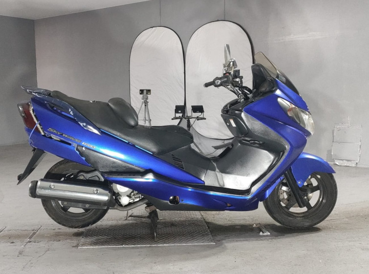 Мотоцикл Suzuki SKYWAVE 250