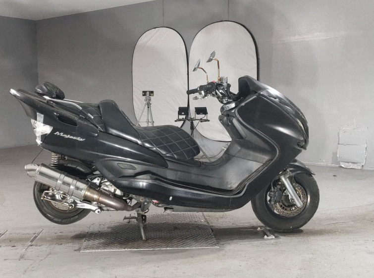 Мотоцикл Yamaha MAJESTY 250C