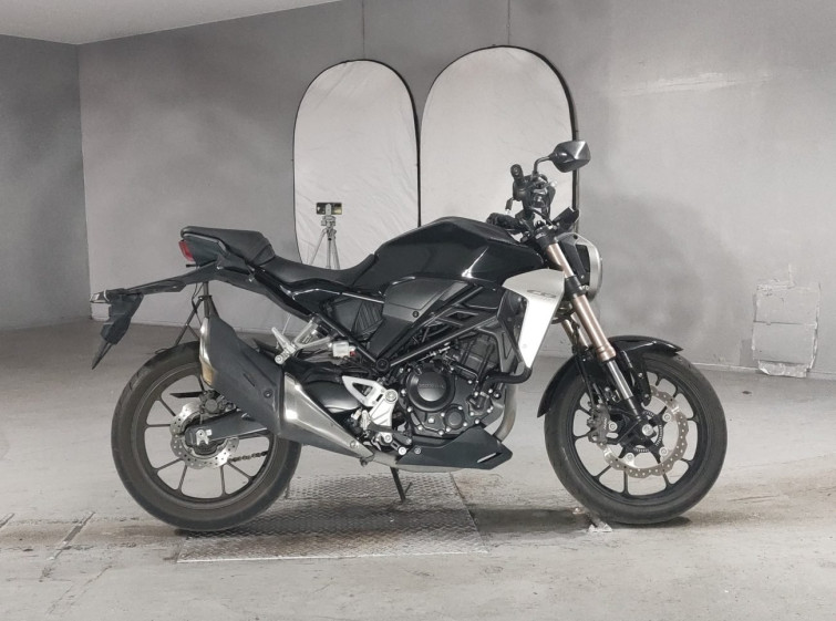 Мотоцикл Honda CB250R с пробегом 23392 km