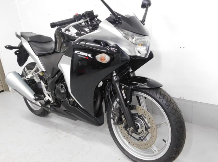 Мотоцикл Honda CBR250RA з пробігом 14266 km