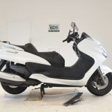 Мотоцикл Yamaha MAJESTY400