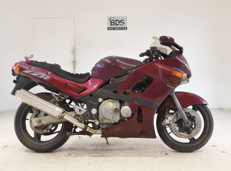 Мотоцикл Kawasaki ZZ-R400 з пробігом 4290 km