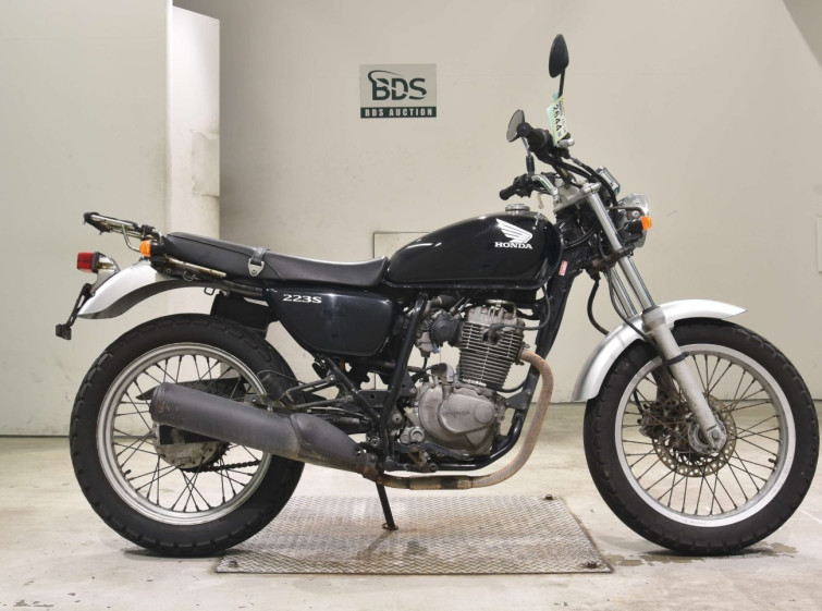 Мотоцикл Honda CB223S с пробегом 74203 km