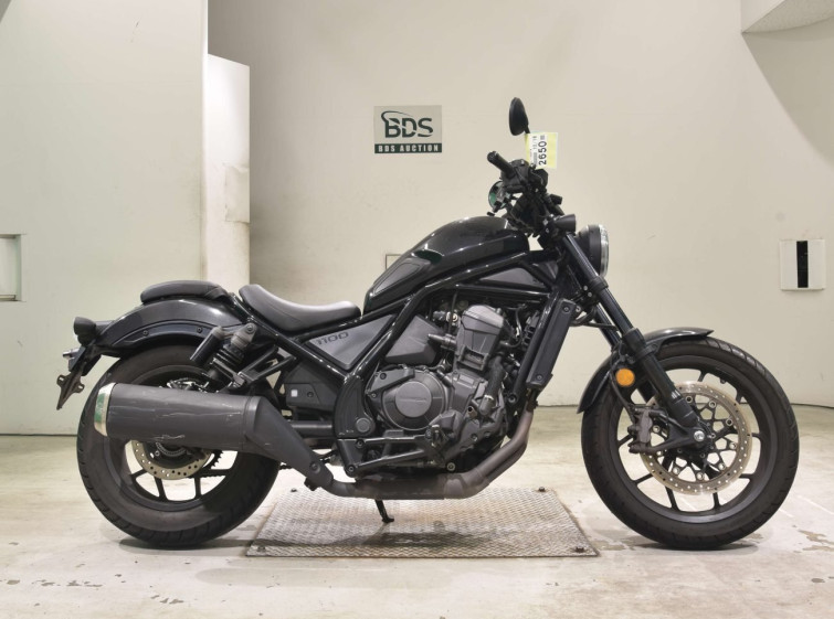 Мотоцикл Honda REBEL CMX1100 с пробегом 6785 km