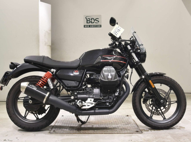 Мотоцикл Moto Guzzi V7 STONE с пробегом 6562 km