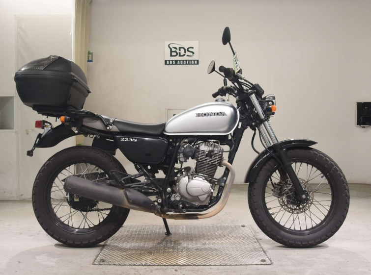 Мотоцикл Honda CB223S с пробегом 58747 km
