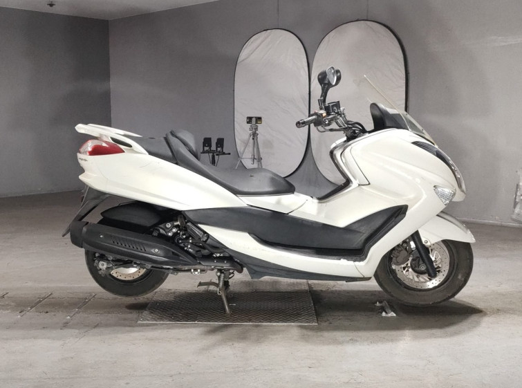 Мотоцикл Yamaha MAJESTY250 з пробігом 29867 km