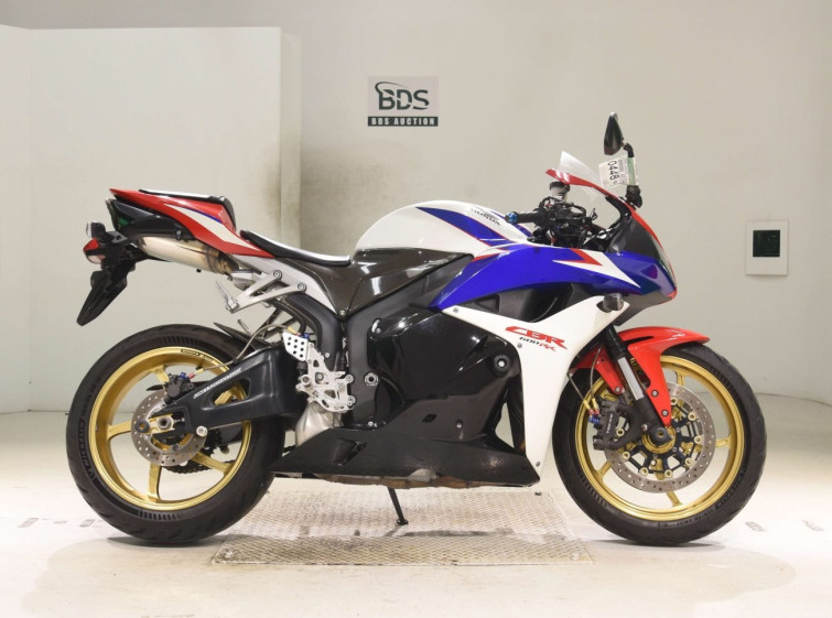 Мотоцикл Honda CBR600RR з пробігом 22899 km