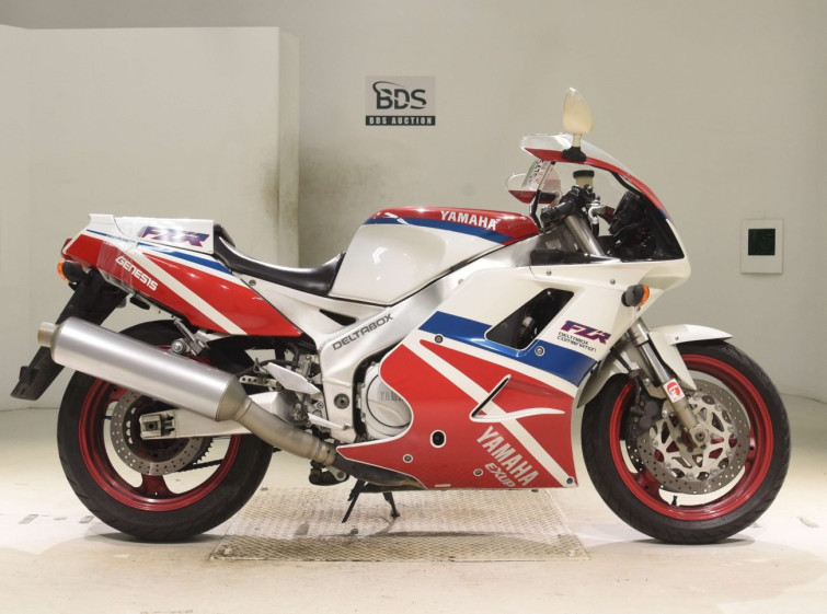 Мотоцикл Yamaha FZR1000 з пробігом 37178 km