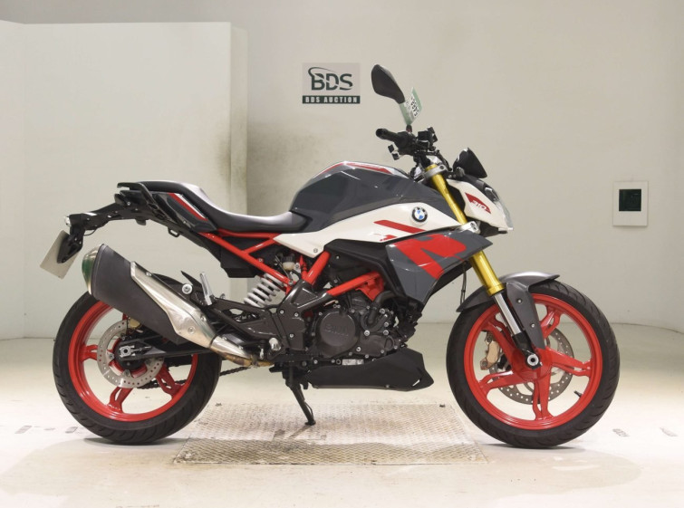 Мотоцикл BMW G310R с пробегом 9532 km
