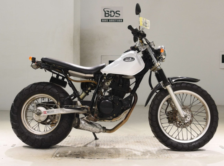 Мотоцикл Yamaha TW200 с пробегом 20460 km