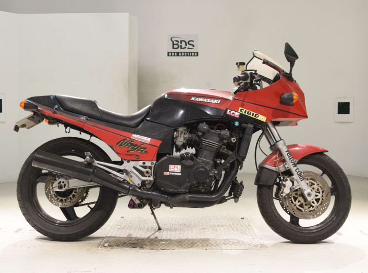 Мотоцикл Kawasaki GPZ900R з пробігом 47801 km