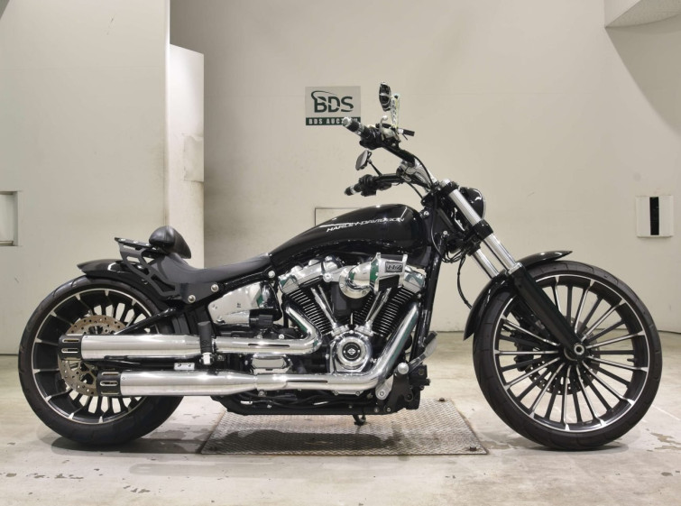 Мотоцикл HD FXBR1920 с пробегом 11271 km