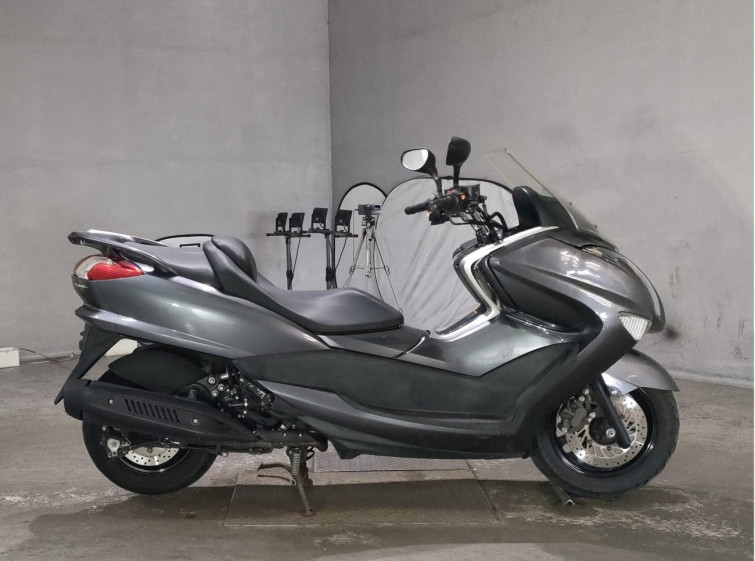 Мотоцикл Yamaha MAJESTY250 з пробігом 15433 km