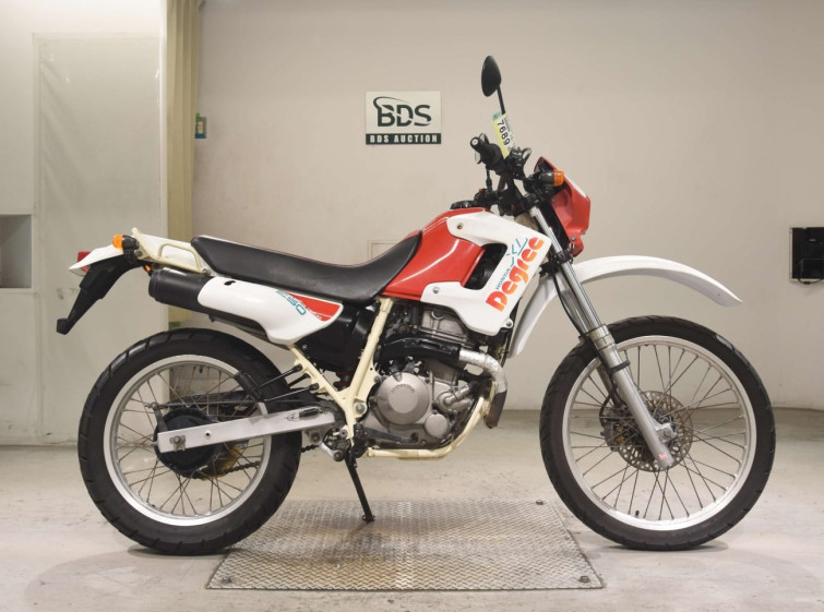 Мотоцикл Honda XL250 DEGREE з пробігом 26083 km