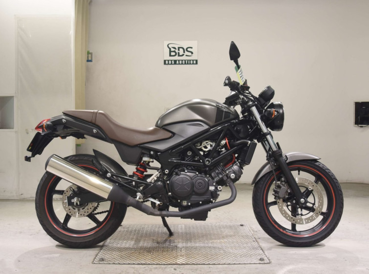 Мотоцикл Honda VTR250 с пробегом 16209 km